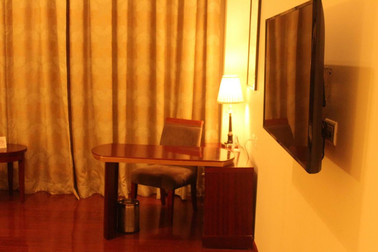होटल Ramada By Wyndham Jaisinghpura 4*