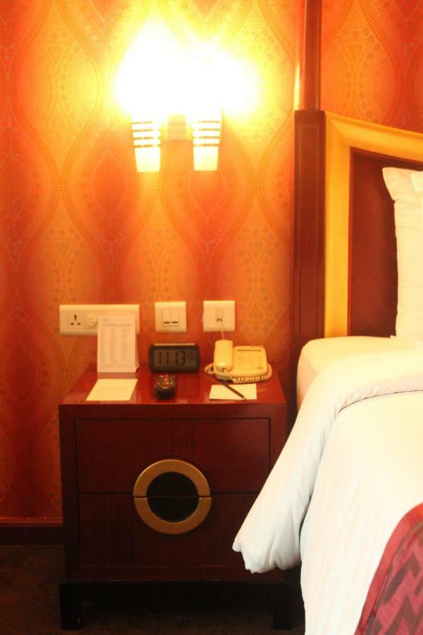 Ramada By Wyndham Jaisinghpura होटल Jaipur