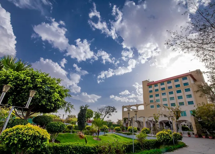 Ramada By Wyndham Jaipur Jaisinghpura